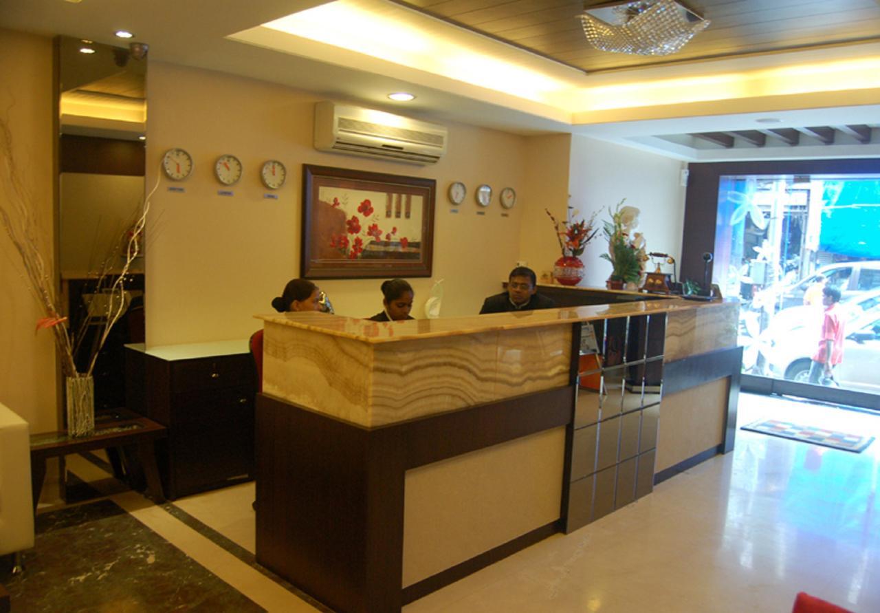 Haredia Hotel Мумбаи Экстерьер фото